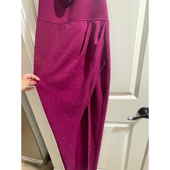 Michael Costello x REVOLVE Semira Halter Gown - Magenta - EUC - XS - Picture 3 of 8